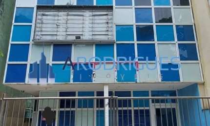 Excelente oportunidade de investimento: Prédio Comercial de 720,79 m² para venda ou locação em Brotas, Salvador-BA!