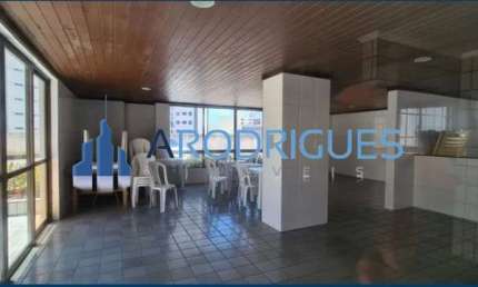 Imperdível apartamento de luxo à venda na Pituba, Salvador-BA: 4 quartos, 2 suítes, 3 banheiros, 2 vagas, 136m².