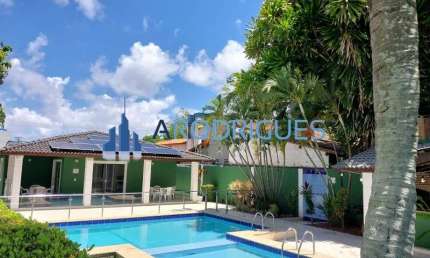 Casa em Condomínio em Piatã - Salvador-BA  3 Quartos, 1 Suíte, 148m²  Agende sua visita hoje!