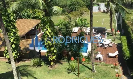 MANSÃO ALTO PADRÃO NO MELHOR CONDOMÍNIO DE SALVADOR.
