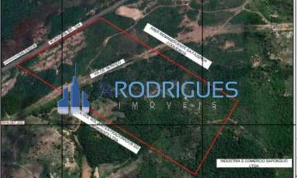 Terreno industrial de 130.680m² à venda em Simões Filho-BA, no bairro Centro - Oportunidade única!