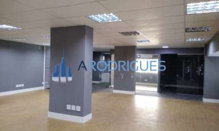 SALA COM 211M² EDIFICIO CATABÁS CENTER NA AV TANCREDO NEVES