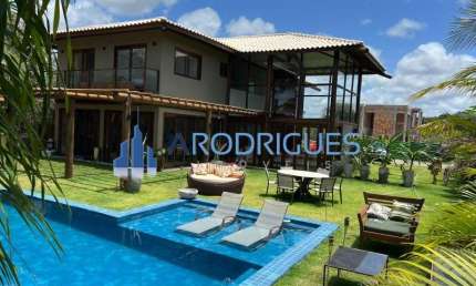 Casa na Praia do Forte 6 suítes ( Porteira Fechada ) Cond Ilha dos Pássaros.