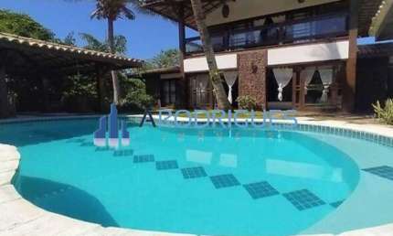 Casa de praia na linha verde, Abrantes com 4 suítes