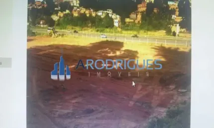 Excelente Terreno à venda com 4.000 m², todo plano, aprovado para construção de Posto de Gasolina.