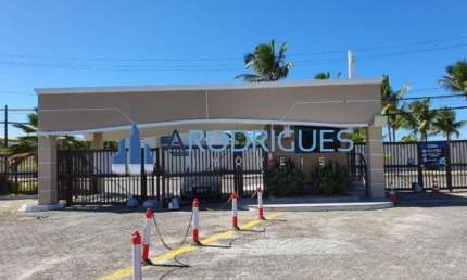 Oportunidade de Casa à venda na Praia do Flamengo espaçosa e arejada em condomínio fechado!