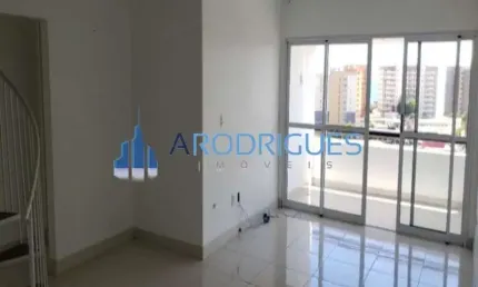 Excelente Cobertura à venda com vista mar, nascente no Rio Vermelho!