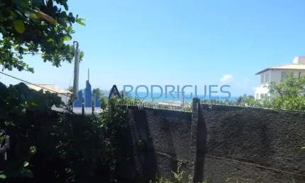 Terreno à Venda em Pituaçu, vista mar, prédio para 15 andares, perto ao colégio marista