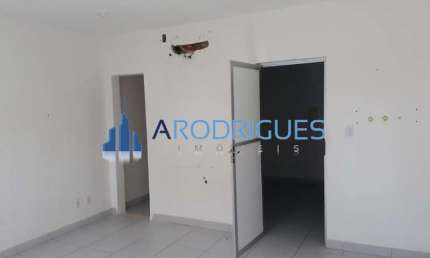 VENDE SE PRÉDIO COMERCIAL COM 12 SALAS E 3 LOJAS - BOCA DO RIO, JÁ ALUGADOS