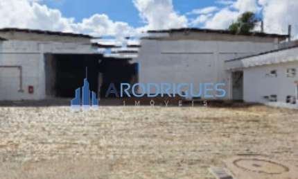 Galpão comercial à venda em Salvador-BA, bairro Águas Claras: 5 salas, 3 banheiros, 20 vagas de garagem, 1.000m² de área.