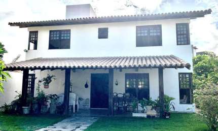 Casa para Venda em Lauro de Freitas, Vilas Do Atlântico, 4 dormitórios, 2 suítes, 4 banheiros, 2 vagas