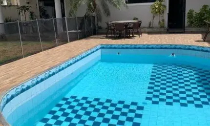 Casa em condomínio para venda em lauro de freitas, buraquinho, 4 dormitórios, 4 suítes, 5 banheiros, 2 vagas
