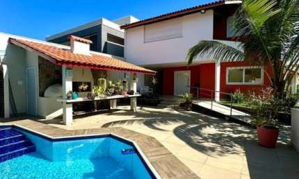 Casa para Venda em Lauro de Freitas, Vilas Do Atlântico, 4 dormitórios, 1 suíte, 3 banheiros, 5 vagas