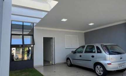 Casa à venda em Maringá, Jardim Canadá 2ª Parte, com 3 quartos, com 122.7 m²