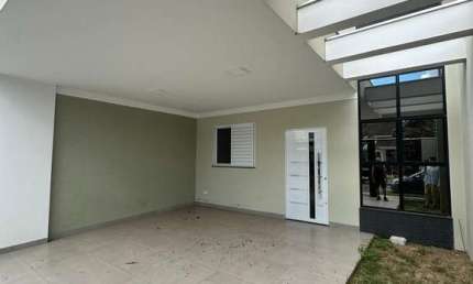 Casa à venda em Maringá, Jardim Canadá 2ª Parte, com 3 quartos, com 122.7 m²