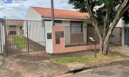 Casa com 2 quartos à venda na Rua Américo Laerte Bigatão, 606, Jardim Andrade, Maringá