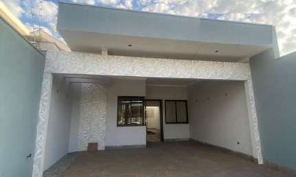 Casa à venda em Maringá, Jardim Três Lagoas, com 3 quartos, com 116 m²