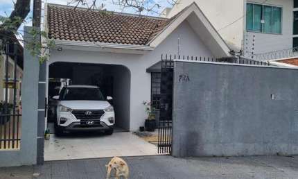 Casa à venda em Maringá, Jardim América, com 3 quartos, com 162.49 m²