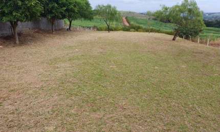 Terreno à venda em Maringá, Gleba Ribeirão Morangueiro, com 2000 m²