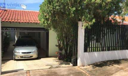 Casa à venda em Maringá, Conjunto Habitacional Sol Nascente, com 3 quartos, com 240 m²