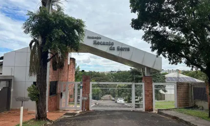 Terreno à venda em Maringá, Vila Emília, com 542 m², Condomínio Recanto da Serra