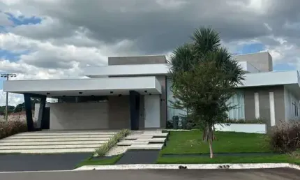 Casa à venda em Maringá, Parque das Grevíleas, com 3 suítes, com 416 m²