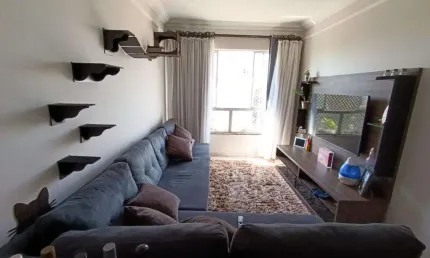 Apartamento Mobiliado com 3 Quartos e Suíte na Vila Marumby, Edifício Areia Branca, Maringá