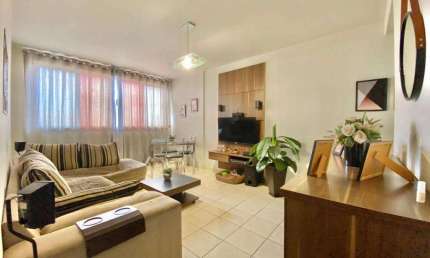 Apartamento à venda em Maringá, Parque Residencial Aeroporto, com 3 quartos, com 101.13 m²