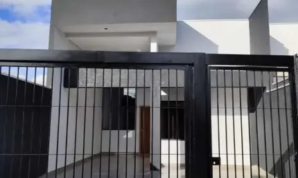 Casa à venda em Maringá, Jardim Universo, com 3 quartos, com 105 m²
