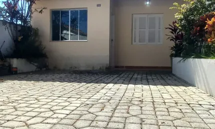 Casa com 2 quartos para alugar no Jardim Guarapiranga, São Paulo 