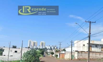 Terreno à venda na Rua Kazuo Nishiyama, Portal de Versalhes 1, Londrina