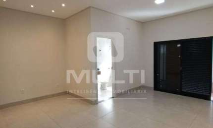 Casa com 3 quartos para alugar no Bosque dos Buritis, Uberlândia  por R$ 6.700