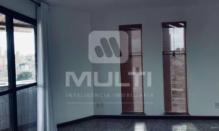 Apartamento com 3 quartos para alugar no Santa Maria, Uberlândia  por R$ 4.000