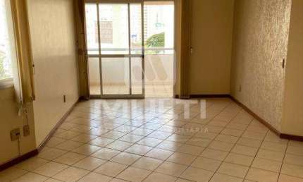 Apartamento com 4 quartos para alugar no Martins, Uberlândia  por R$ 3.500