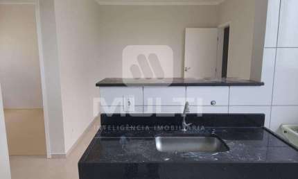 Apartamento com 2 quartos para alugar em Gávea Sul, Uberlândia  por R$ 1.050