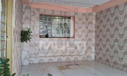 Apartamento com 3 quartos para alugar no Brasil, Uberlândia  por R$ 1.400