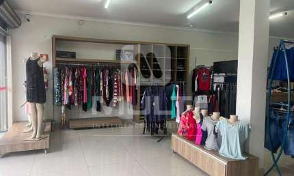 Sala comercial para alugar em Laranjeiras, Uberlândia  por R$ 3.300