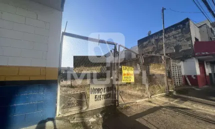 Terreno comercial para alugar na Nossa Senhora Aparecida, Uberlândia  por R$ 2.500