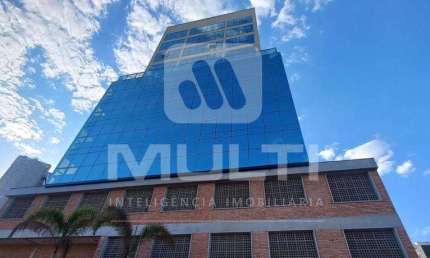 Sala comercial para alugar no Maracanã, Uberlândia  por R$ 16.650
