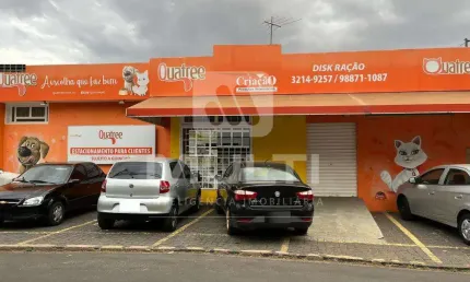Casa comercial para alugar no Centro, Uberlândia  por R$ 4.500