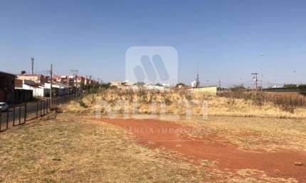 Terreno comercial para alugar em Granada, Uberlândia  por R$ 25.000