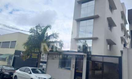Sala comercial para alugar no Brasil, Uberlândia  por R$ 3.500