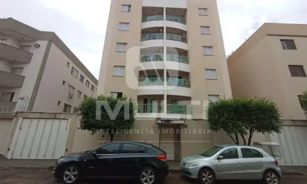 Apartamento com 2 quartos para alugar no Jardim Finotti, Uberlândia  por R$ 1.800