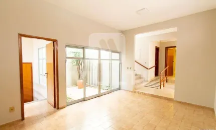 Casa com 5 quartos para alugar no Morada da Colina, Uberlândia  por R$ 10.500