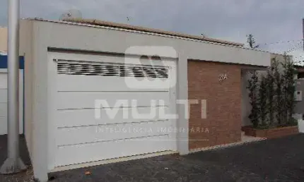 Casa comercial para alugar no Osvaldo Rezende, Uberlândia  por R$ 5.200
