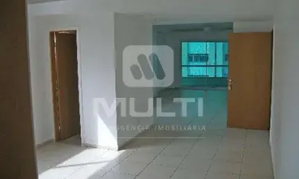 Apartamento com 4 quartos para alugar no Centro, Uberlândia  por R$ 8.500