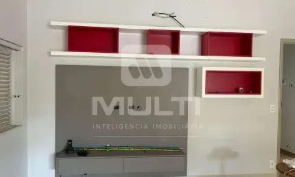Casa com 6 quartos para alugar no Centro, Uberlândia 