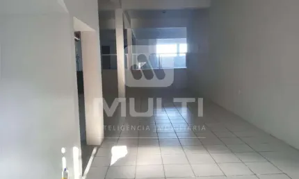 Sala comercial para alugar no Brasil, Uberlândia  por R$ 6.000