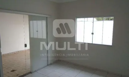 Terreno comercial para alugar no Martins, Uberlândia  por R$ 6.000