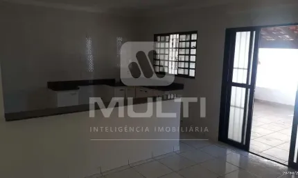 Casa com 2 quartos para alugar no Morada da Colina, Uberlândia 